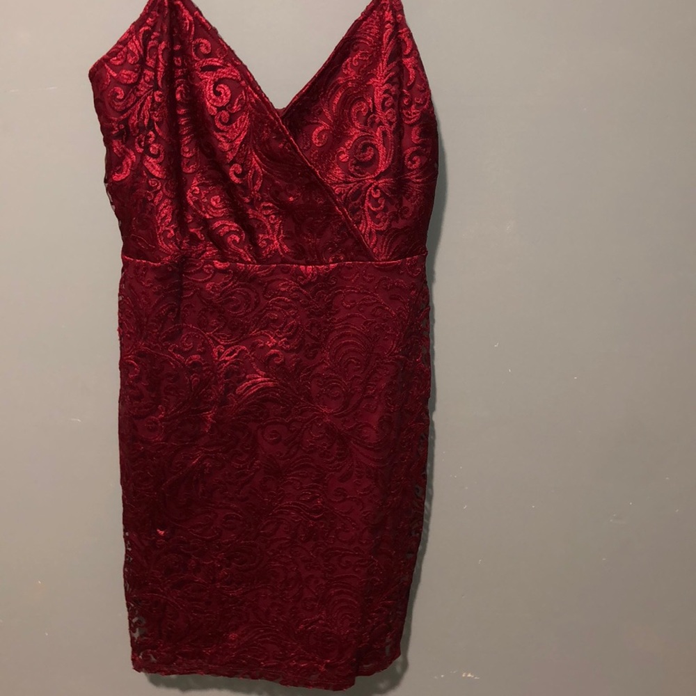 lace dress